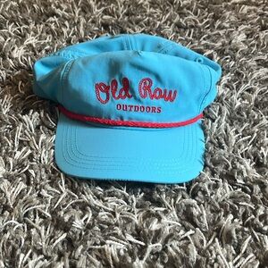 Barstool Hat